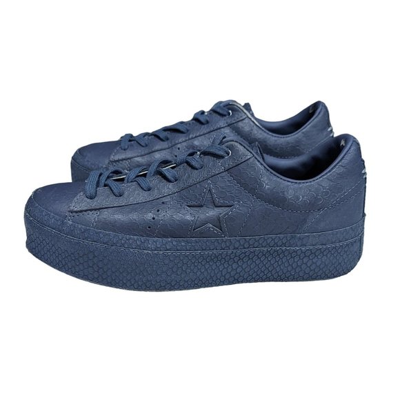 Converse Shoes - Converse Chuck Taylor All Star platform low top women's shoes size 7